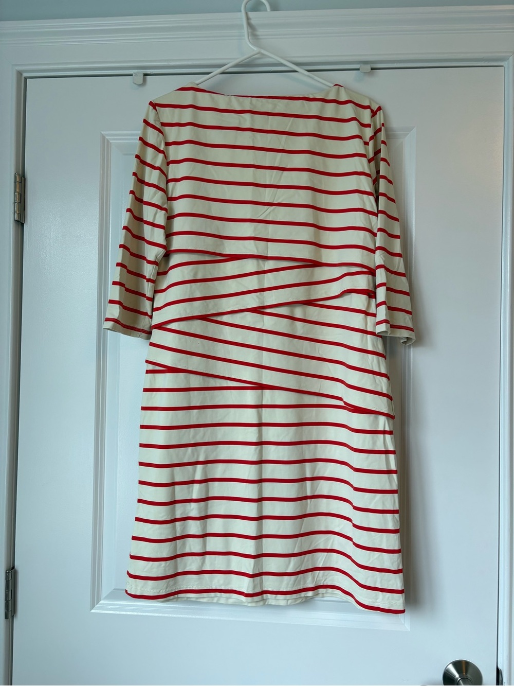 J. McLaughlin Red & White Striped Tiered Dress – XL – 3/4 Sleeve Knit Midi Dress - Picture 2 of 4
